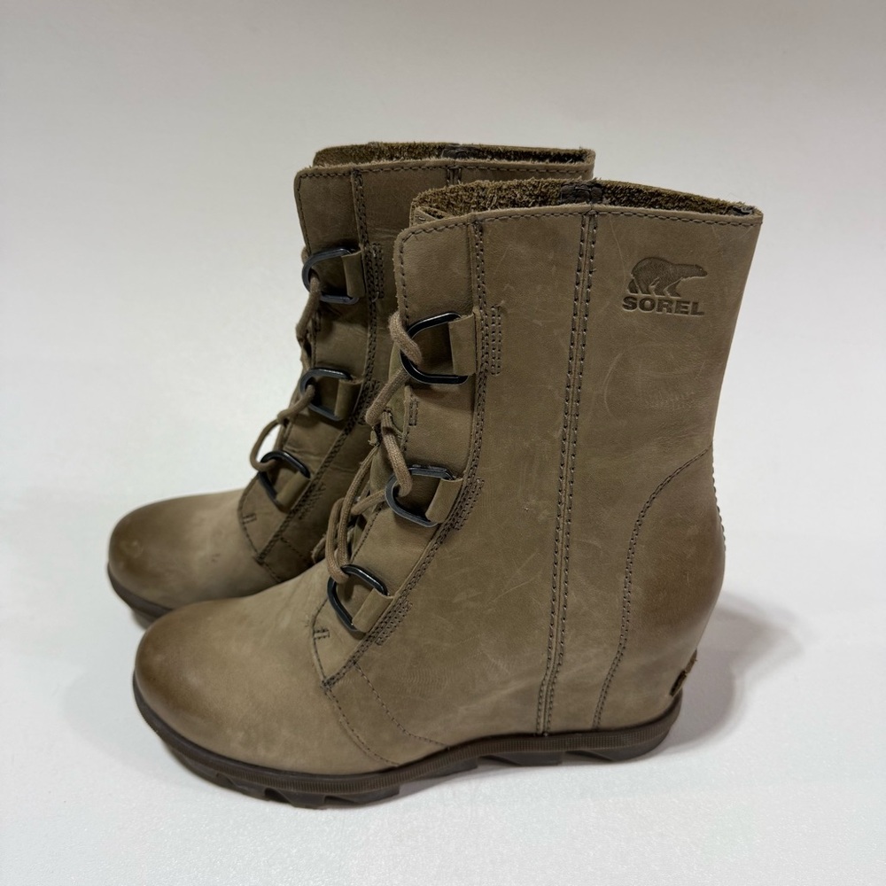 Sorel Joan of Arctic Wedge II Leather Boots Ash Brown Womens Size 9.5